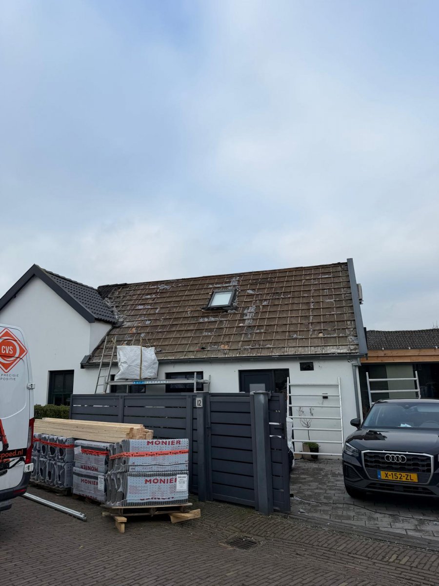 Projectfoto 2 Pannendak Renovatie in Zaltbommel